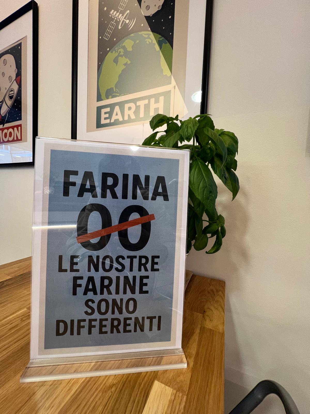 Sala pranzo Rocket Pizza